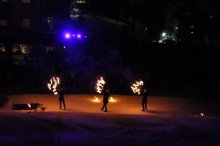 fire show & freestyle jumps